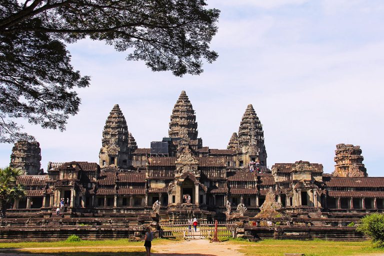 Cambodia’s Angkor sees 74 pct drop in foreign visitors in first 8 months