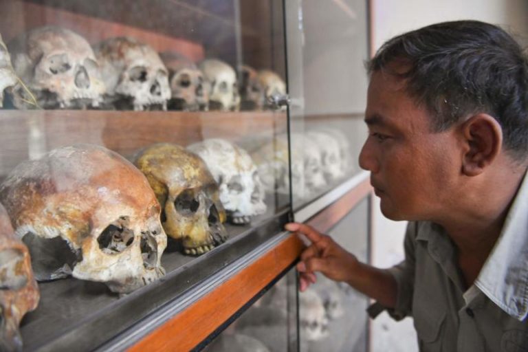 Death of Khmer Rouge executioner means little to young Cambodians