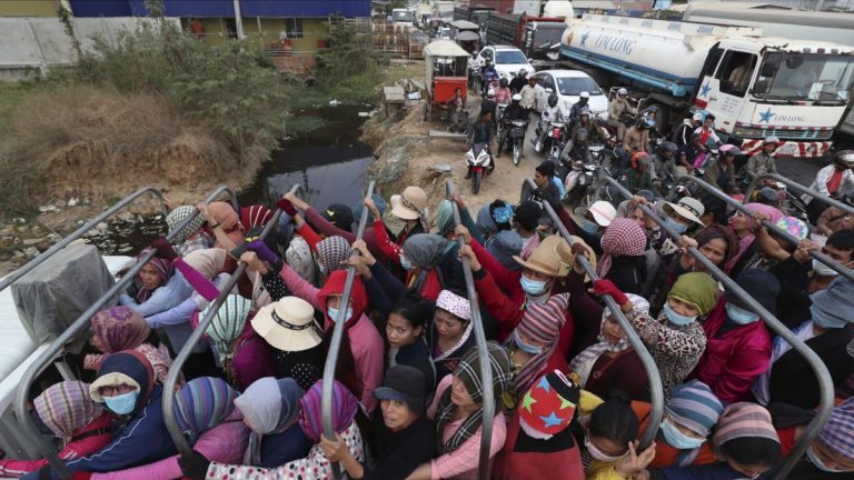 Cambodian Garment Workers Fear For Their Future (video)