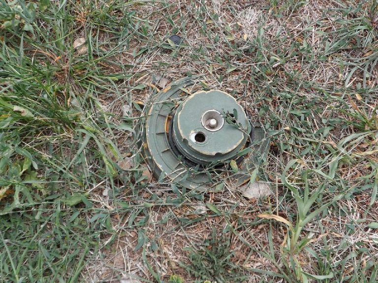 Landmine severely injures Cambodia policeman
