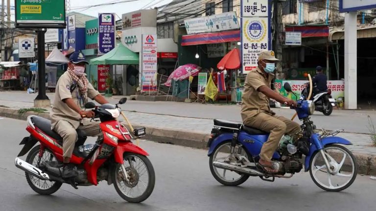Cambodians plead for food as lockdown strictly enforced