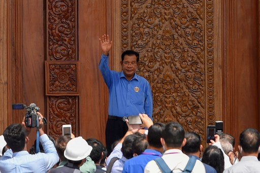 Cambodia convicts 5 environmentalists over plan to march to PM’s home