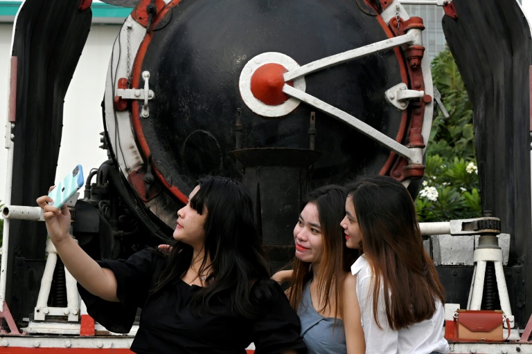 All aboard the Cambodian cafe train to nowhere