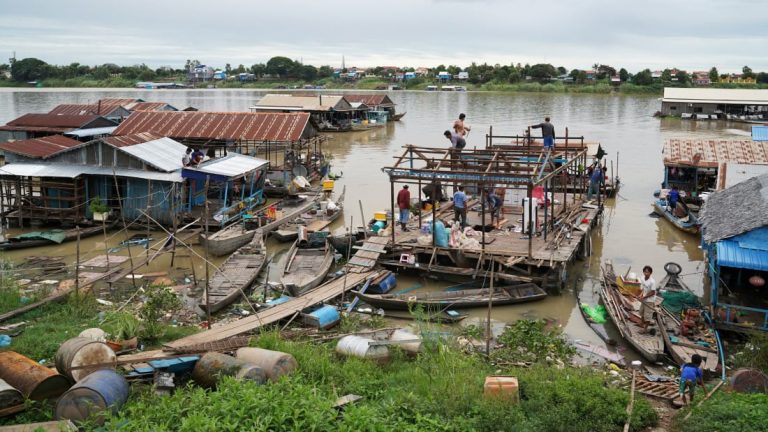 Cambodia evicts floating homes despite villagers’ protests