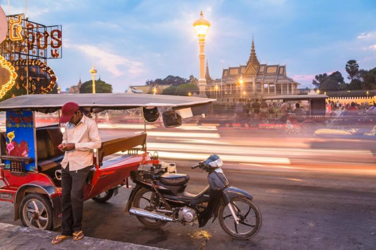 Mobile, social drive marketing in Cambodia in 2021