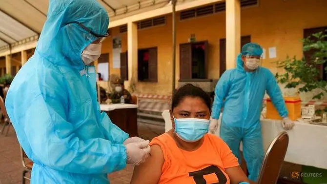 Cambodia to mix vaccines as booster shots to fight COVID-19