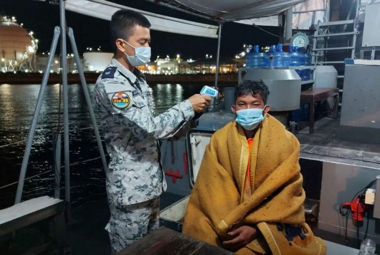 Navy rescued Cambodian man floating at sea for 2 days