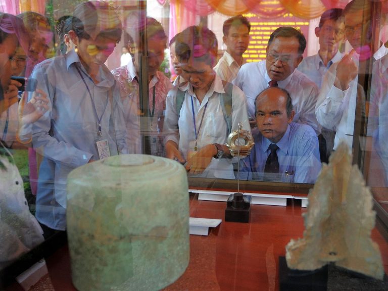 ‘Pandora Papers’ has linked Met museum and British Museum with suspected looted Cambodian antiquities