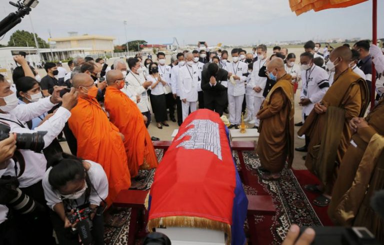 Cambodian Prince Ranariddh’s body arrives home from France