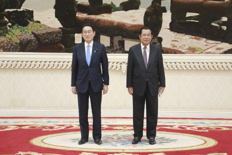 Japan PM visits Cambodia, also one of China’s key partners
