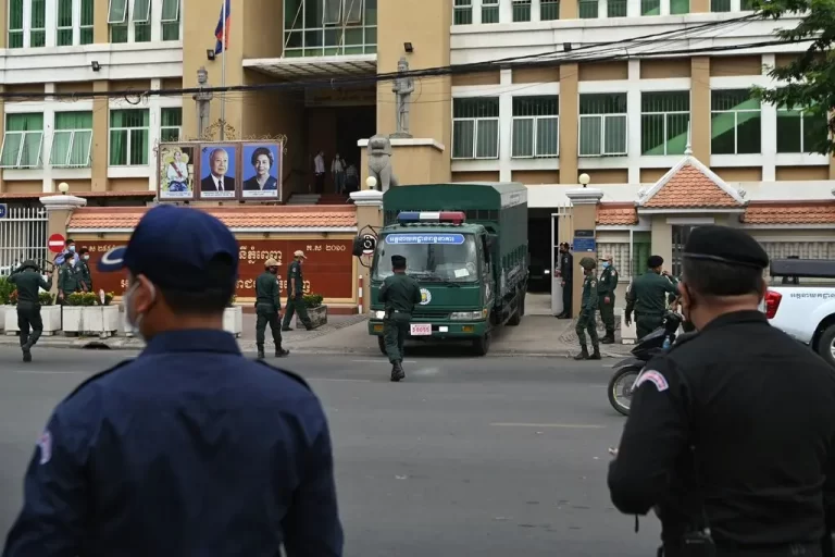 Cambodia Convicts 19 Opposition Politicians on ‘Incitement’ Charges