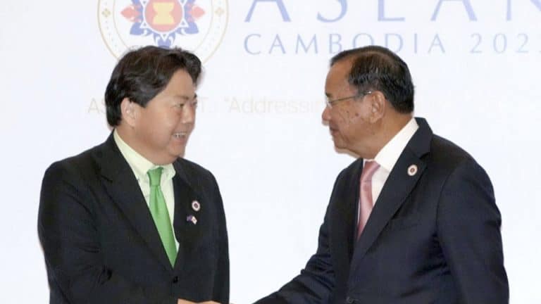 Japan, Cambodia vow to deepen security ties amid growing China clout