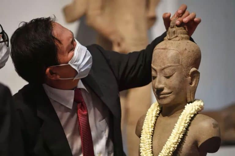 Cambodia Wants Its Stolen Treasures Back—and Will Fight in Court for Them