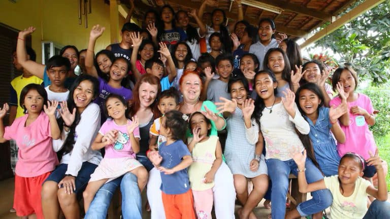 Philanthropist Geraldine Cox reflects on life saving hundreds of children, hands over reins of Cambodian orphanage