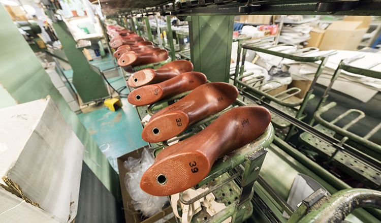 Cambodia’s garment, footwear, travel goods export up 14.9% in 2022