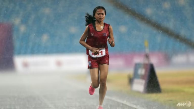 The last-placed runner at the SEA Games who became the toast of Cambodia