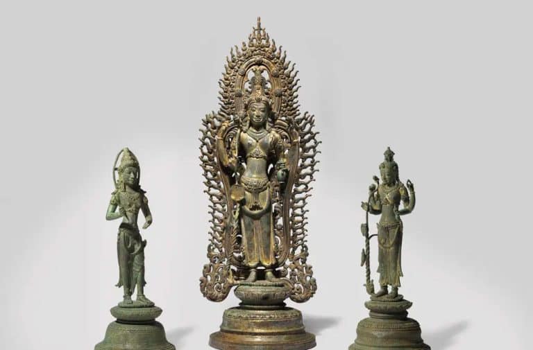 Australia Will Return Looted Sculptures to Cambodia