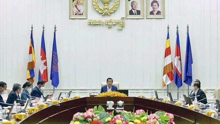 Cambodian government approves US$9.4 billion for 2024 civil spending