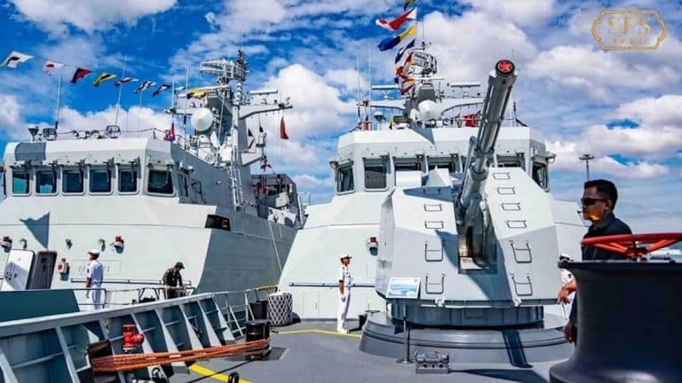 The first Chinese warships have docked at a newly expanded Cambodian naval base. Should the US be worried?