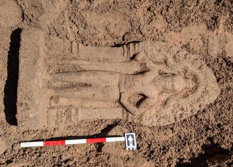 Archaeologists Stumble Upon 900-Year-Old Door Guardian Statues in Cambodia