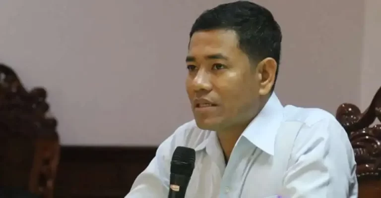 Cambodian court upholds sentence against trade unionist