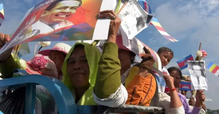 Veteran Cambodian journalist dies of gunshot wounds