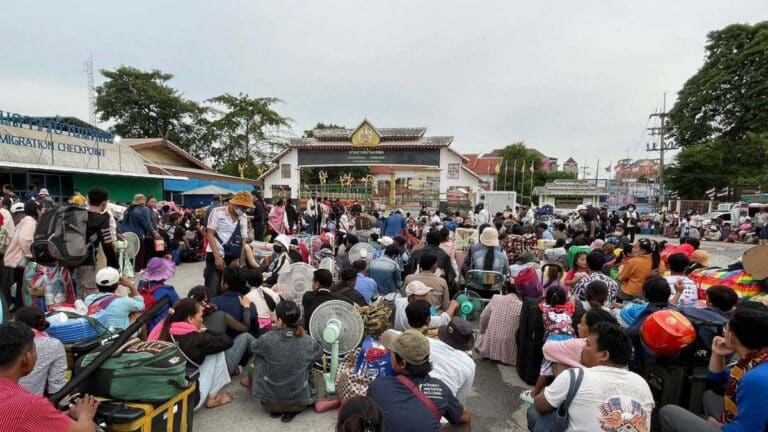 Cambodia Offers Free Training and Cash to Returning Workers