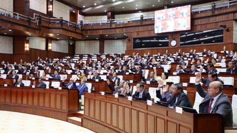 Cambodian National Assembly Unanimously Approves Law Allowing Revocation of Citizenship