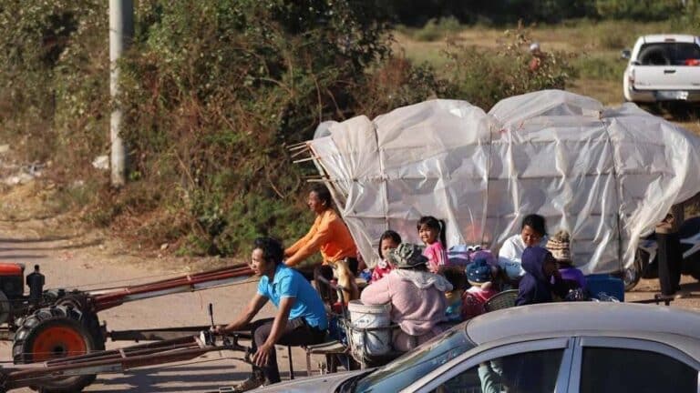World leaders urge Cambodia and Thailand to halt escalating border fighting