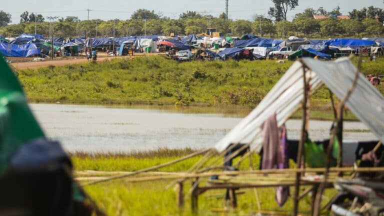 Keo Remy Says Temporary Shelters Do Not Mean Cambodia Accepts Loss of Territory
