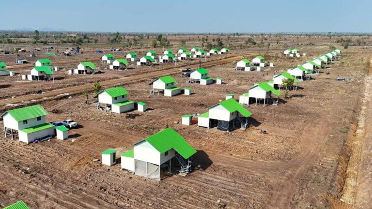 Watchdog Raises Concerns Over Living Conditions of Displaced Cambodian Families in Temporary Shelters